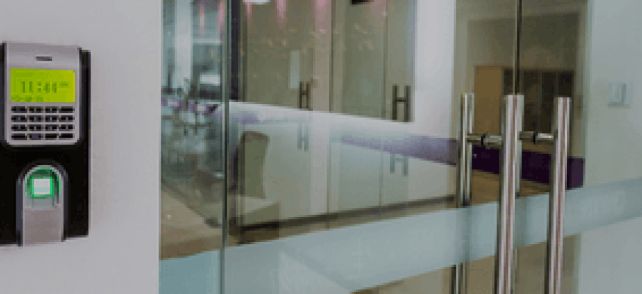 التحكم بالدخول والخروج